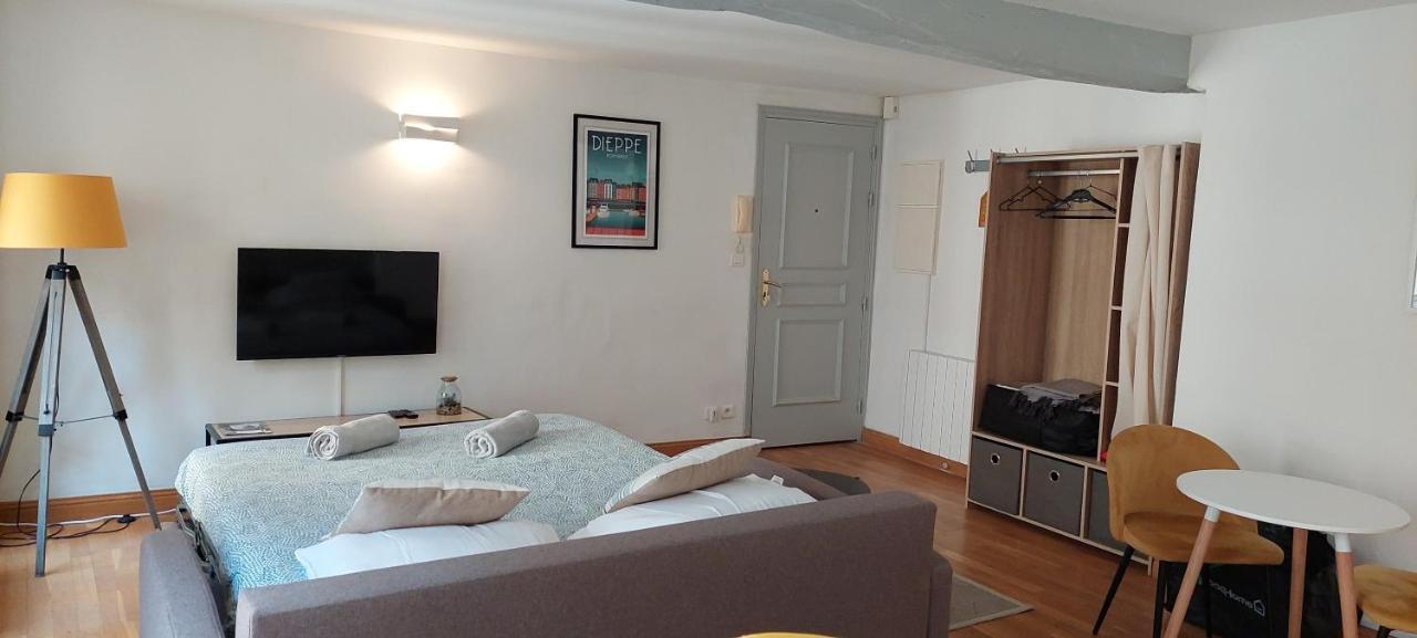 Beau Studio Cosy Calme En Face Du Port Sur Le Quai Leilighet Dieppe Eksteriør bilde
